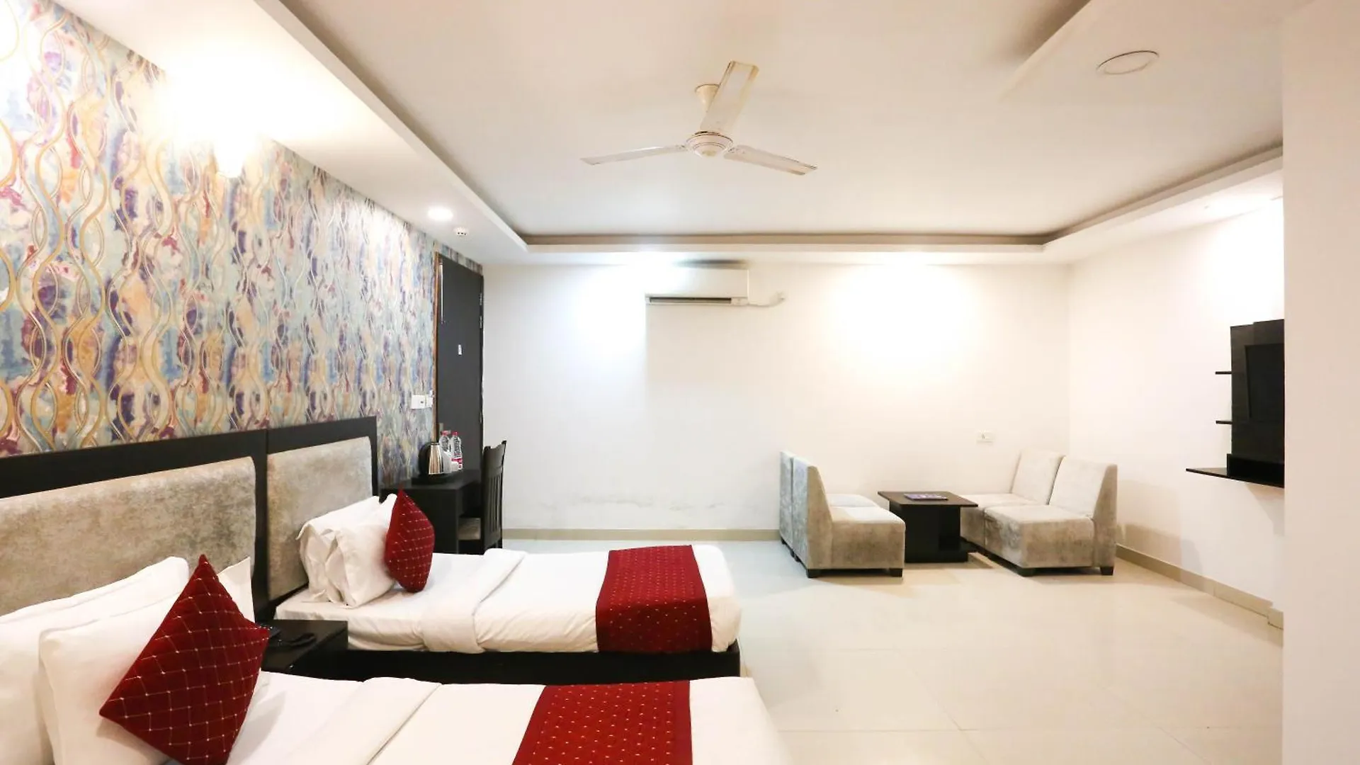 Hotel Aashiyana New Delhi India