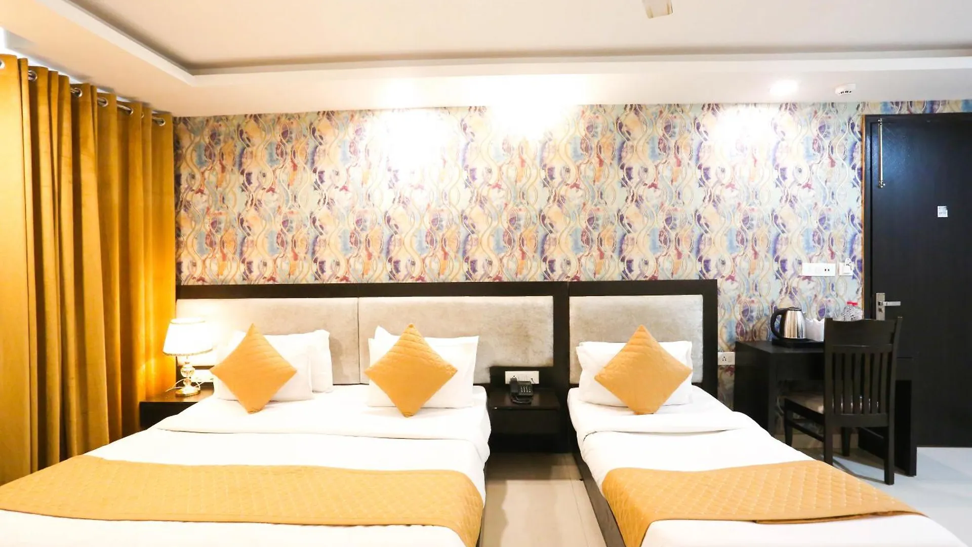 ***  Hotel Aashiyana New Delhi India