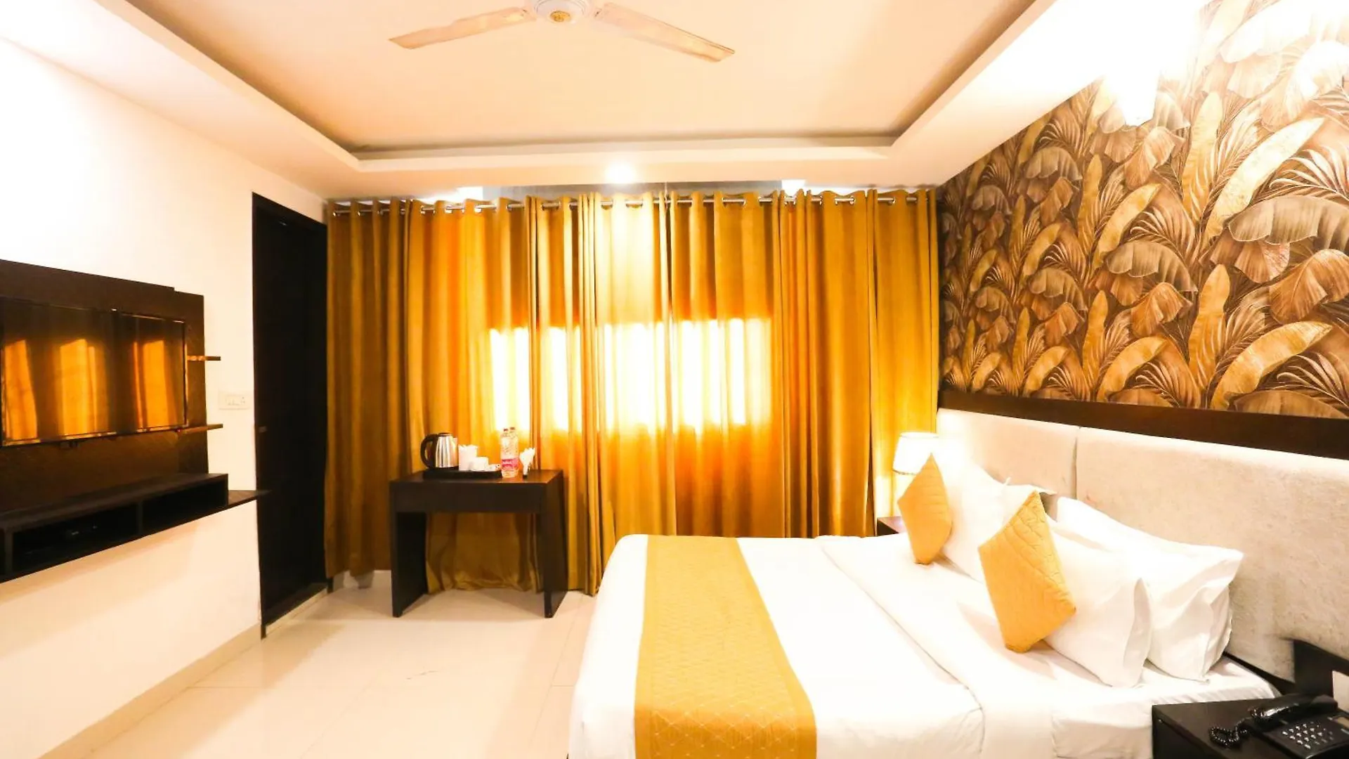 Hotel Aashiyana New Delhi 3*,  India
