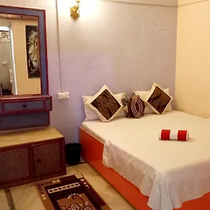  Hostel Good Vibes India