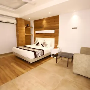 Hotel Kelvish Free Airport Pickup, New Delhi