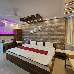  Hotel Mist Residency India