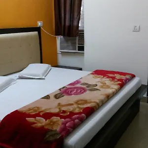 *** Hotel Sd International India